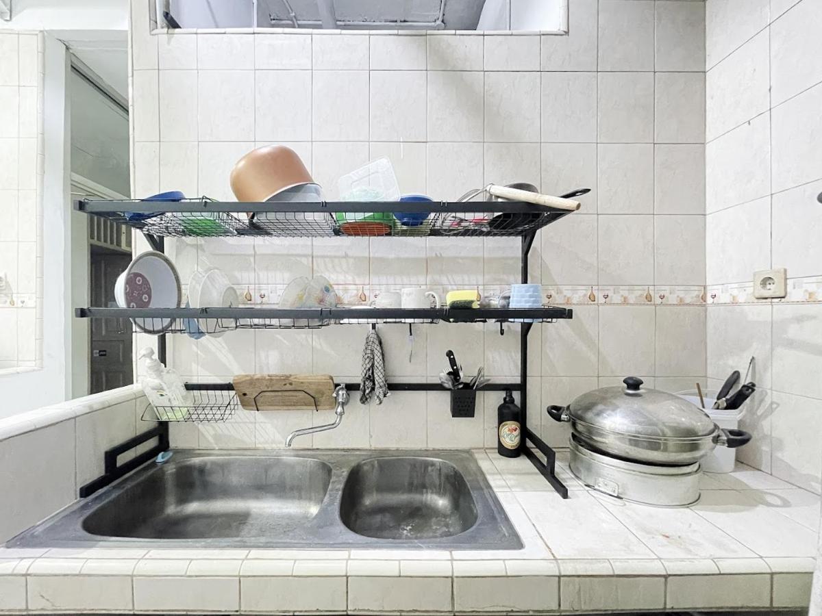 Kos Awany Coliving Pansiyon Cakarta Dış mekan fotoğraf