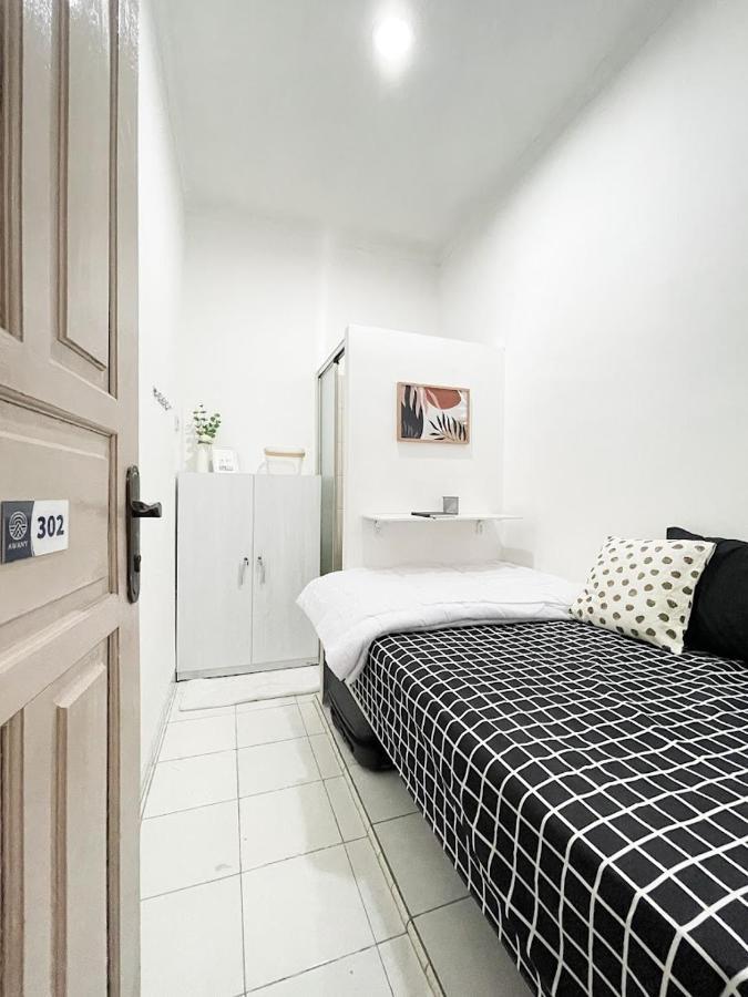 Kos Awany Coliving Pansiyon Cakarta Dış mekan fotoğraf