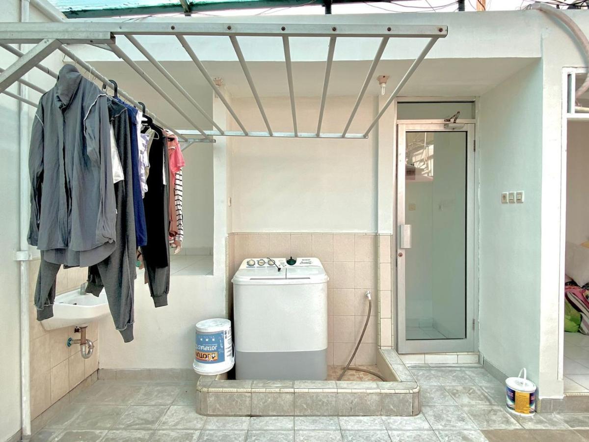 Kos Awany Coliving Pansiyon Cakarta Dış mekan fotoğraf
