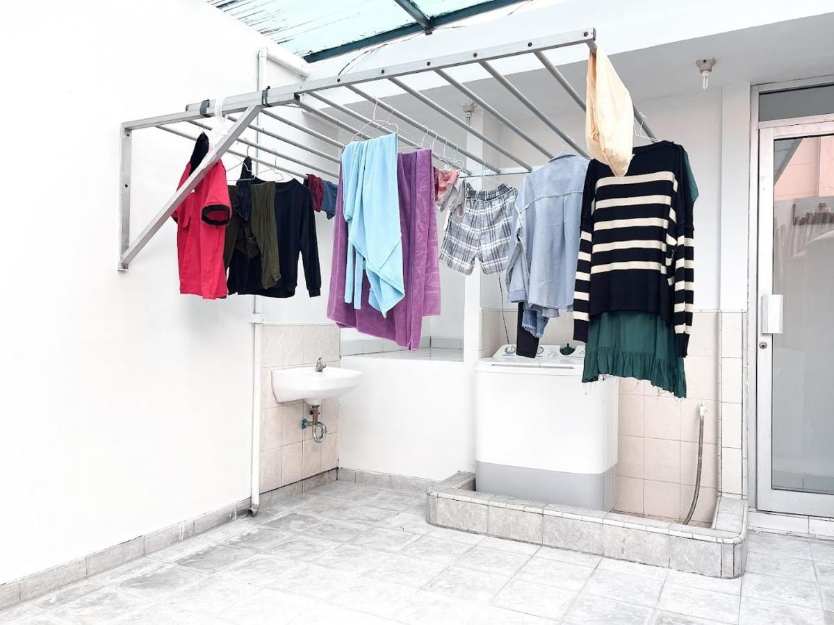 Kos Awany Coliving Pansiyon Cakarta Dış mekan fotoğraf